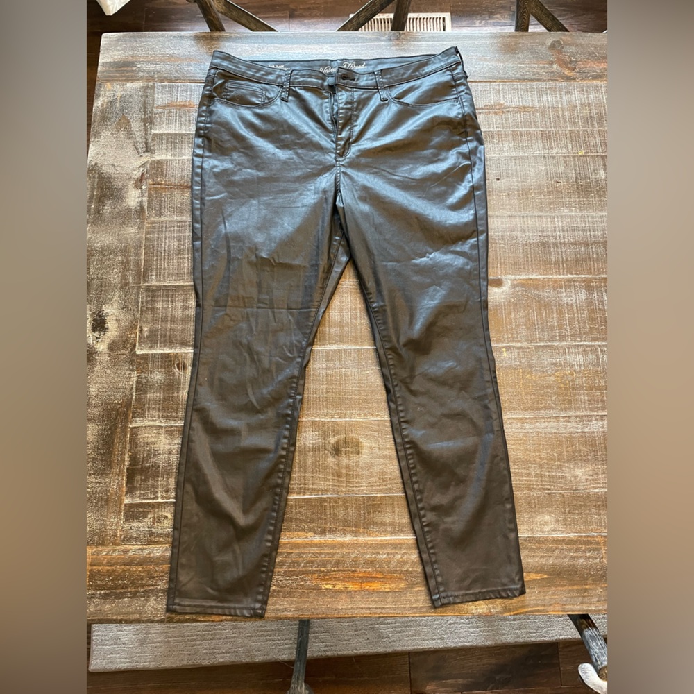 Universal Threads high rise skinny jeans with a sheen